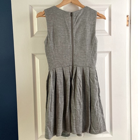 Talula pleated skater Dress, size 4 - Picture 2 of 4